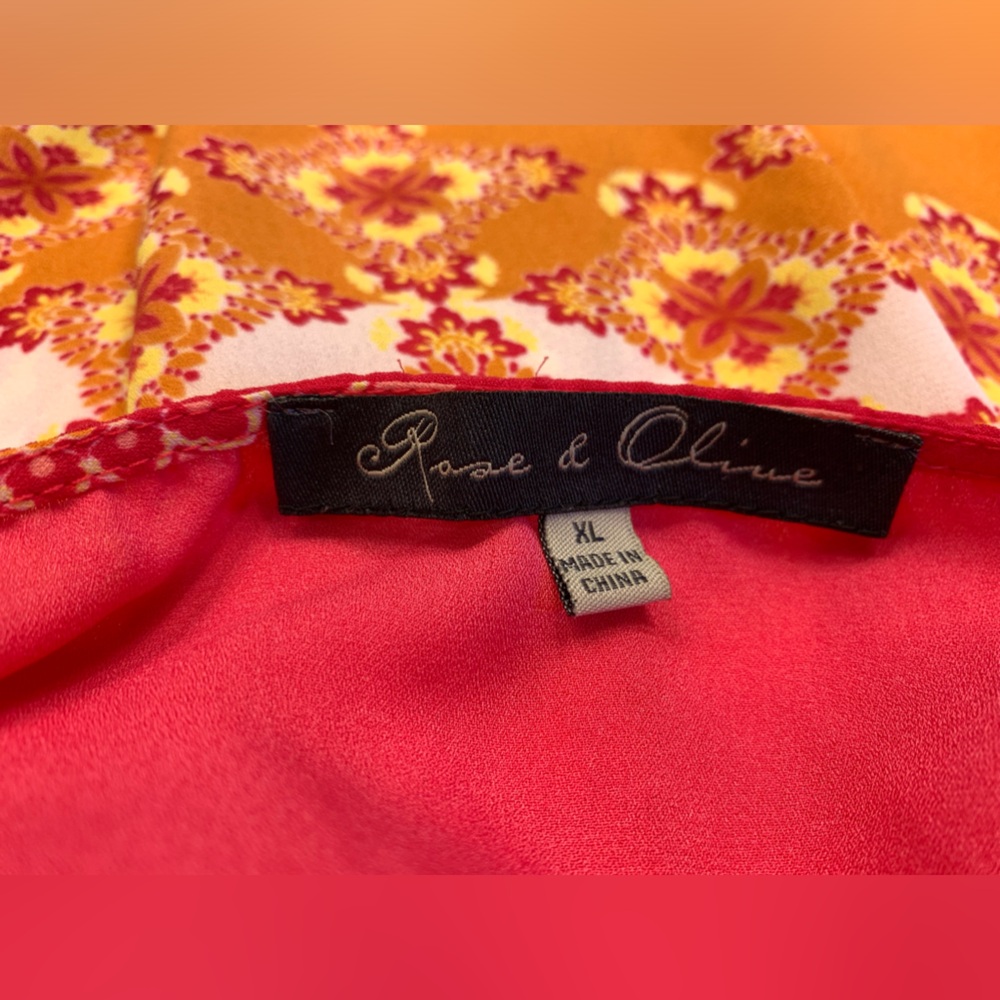ROSE & OLIVE - Picture 4 of 6